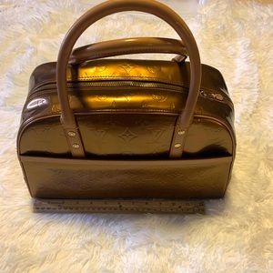 Fashion handbag